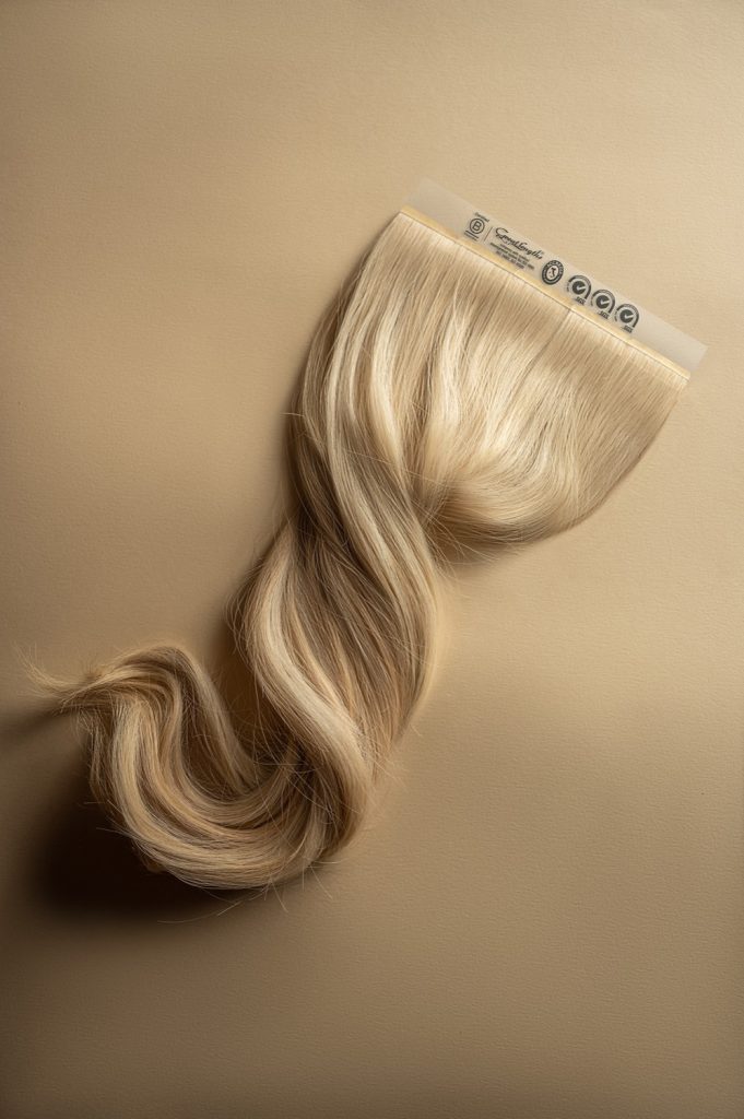 Bandella tape-in Great Lengths in nuance chiara
